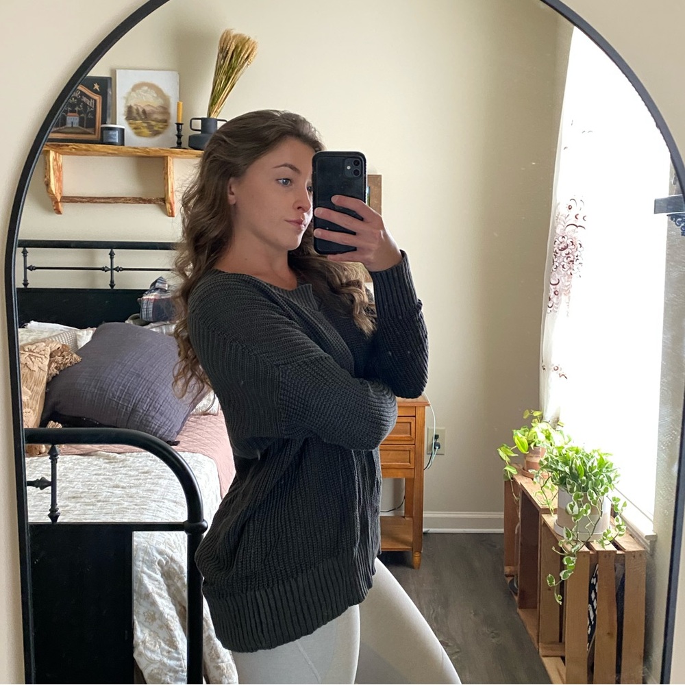 Aerie Dark Gray Crew Neck Sweater